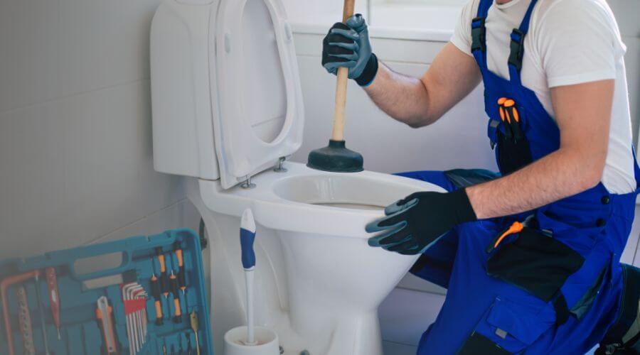 Local expert plumbing services in Midkiff, TX